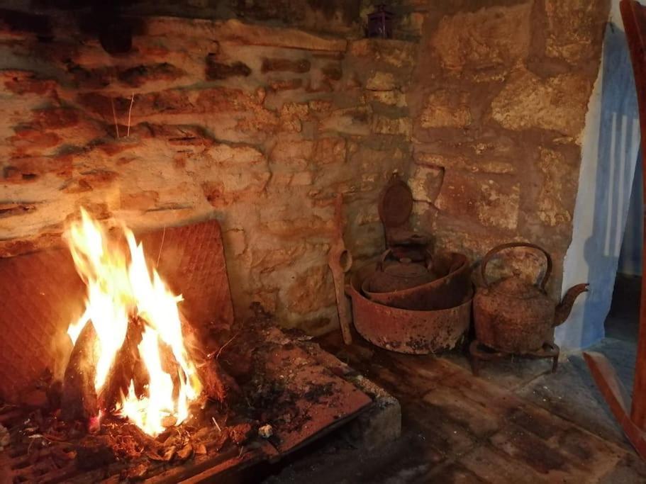-Going Back In Time- 200 Year Old Farmhouse Creegh ภายนอก รูปภาพ